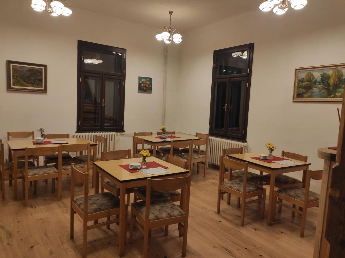 Stredisko Doubrava Hotel Zlaté Hory Buitenkant foto